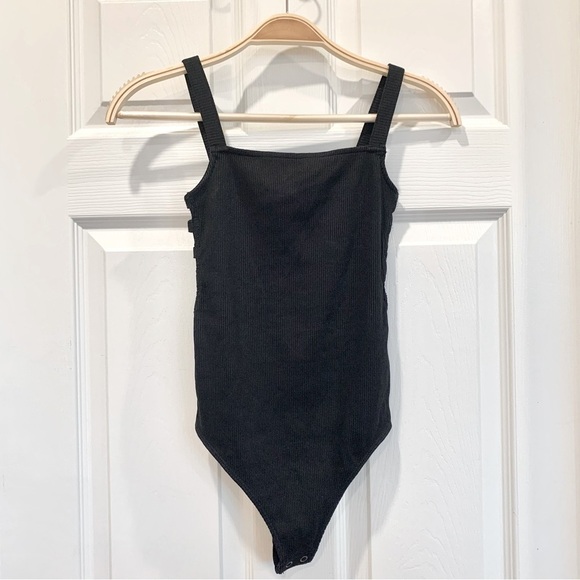 Express Black Ribbed Cage Strappy Ladder Back Bodysuit - Picture 4 of 10